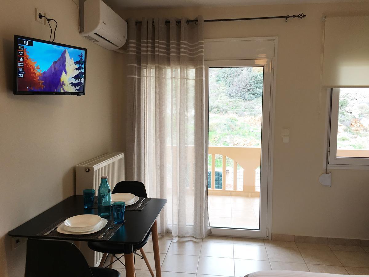 Koumpe Blue Sea View Apartment Ретимно Экстерьер фото